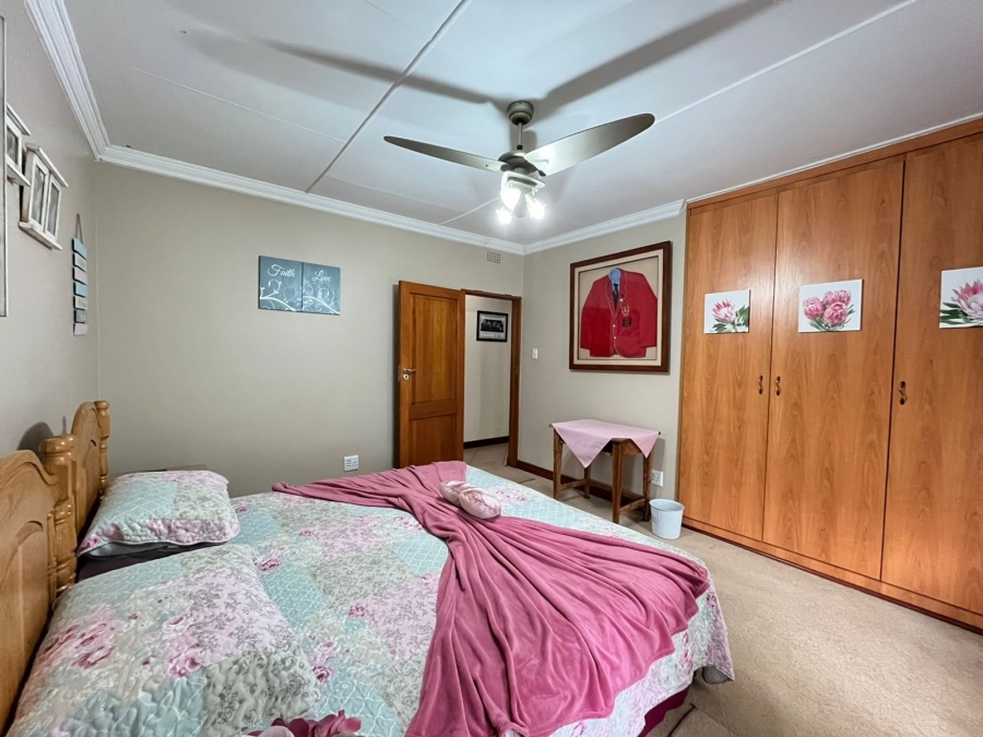 3 Bedroom Property for Sale in Protea Park North West